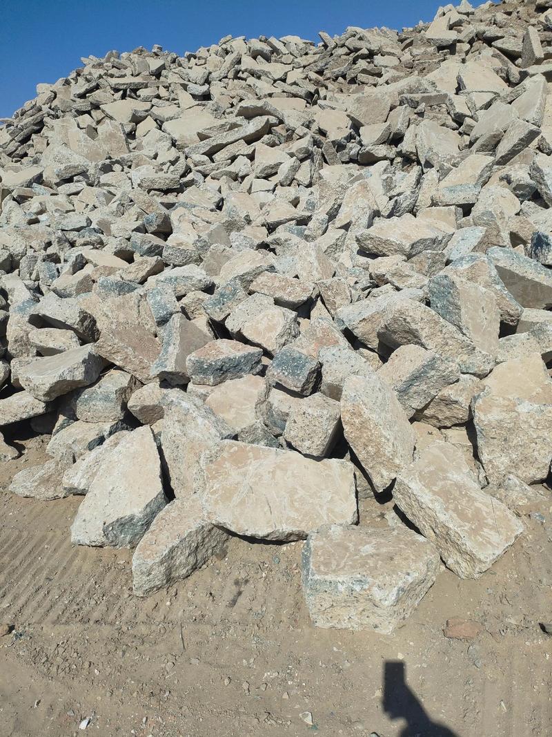红砖价格走势解读:建筑行业的风向标